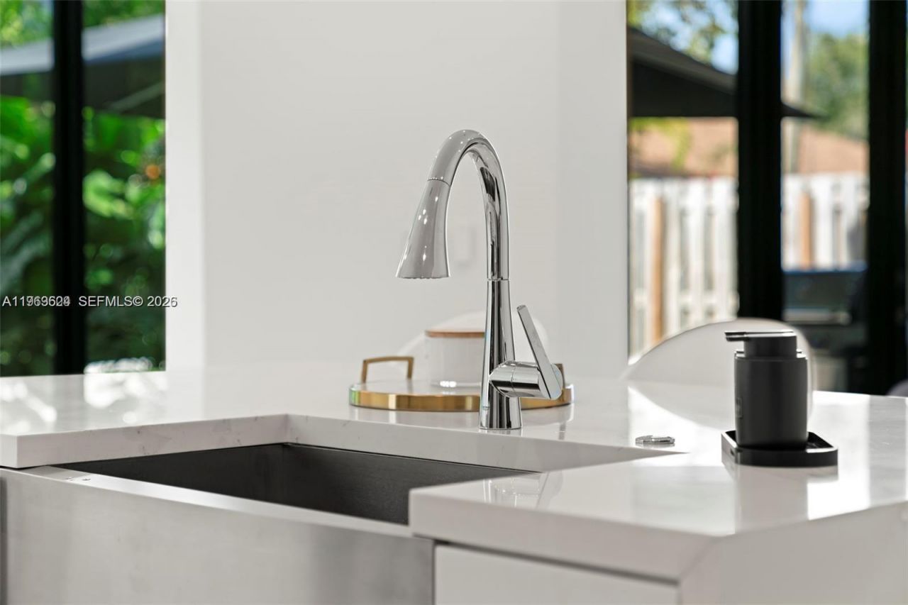 7771 SW 99th St , Miami, FL 33156 Photo