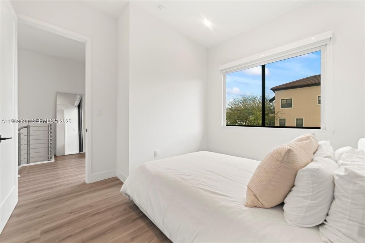 7771 SW 99th St , Miami, FL 33156 Photo