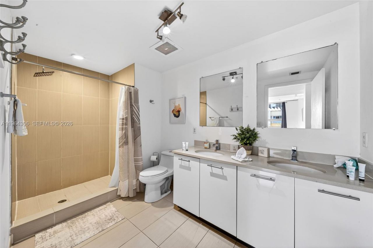 3250 NE 1st Ave, Unit 502, Miami, FL 33137 Photo