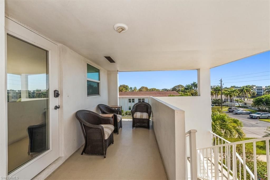 498 Broad Ave S, Unit H498, Naples, FL 34102 Photo