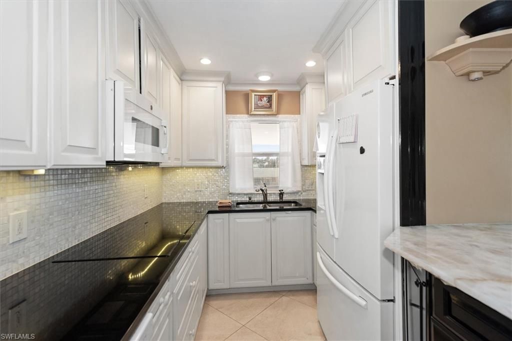 498 Broad Ave S, Unit H498, Naples, FL 34102 Photo