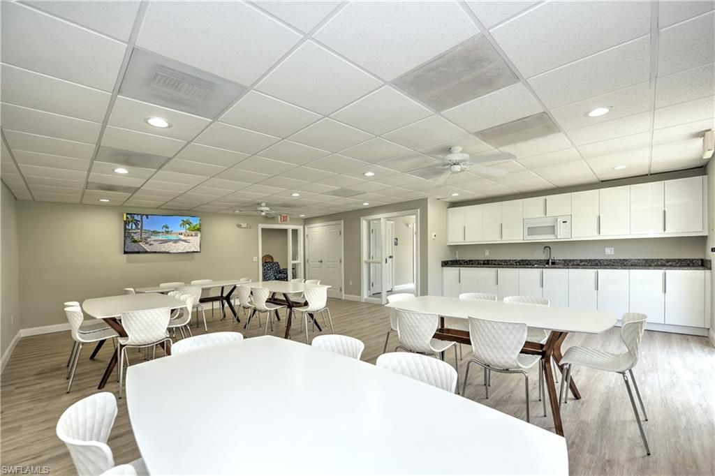 498 Broad Ave S, Unit H498, Naples, FL 34102 Photo