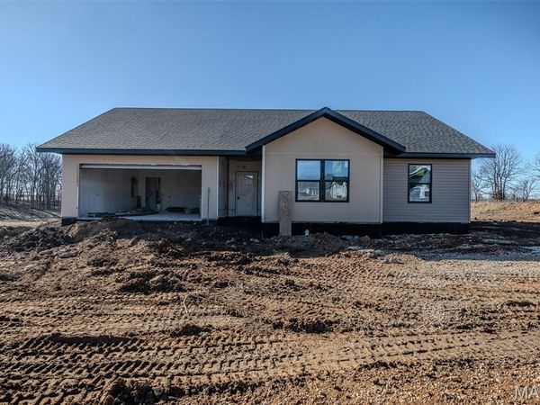 2051 Kay Avenue, Lebanon, MO 65536