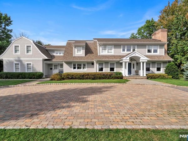 187 Buckingham Road, TENAFLY, NJ 07670