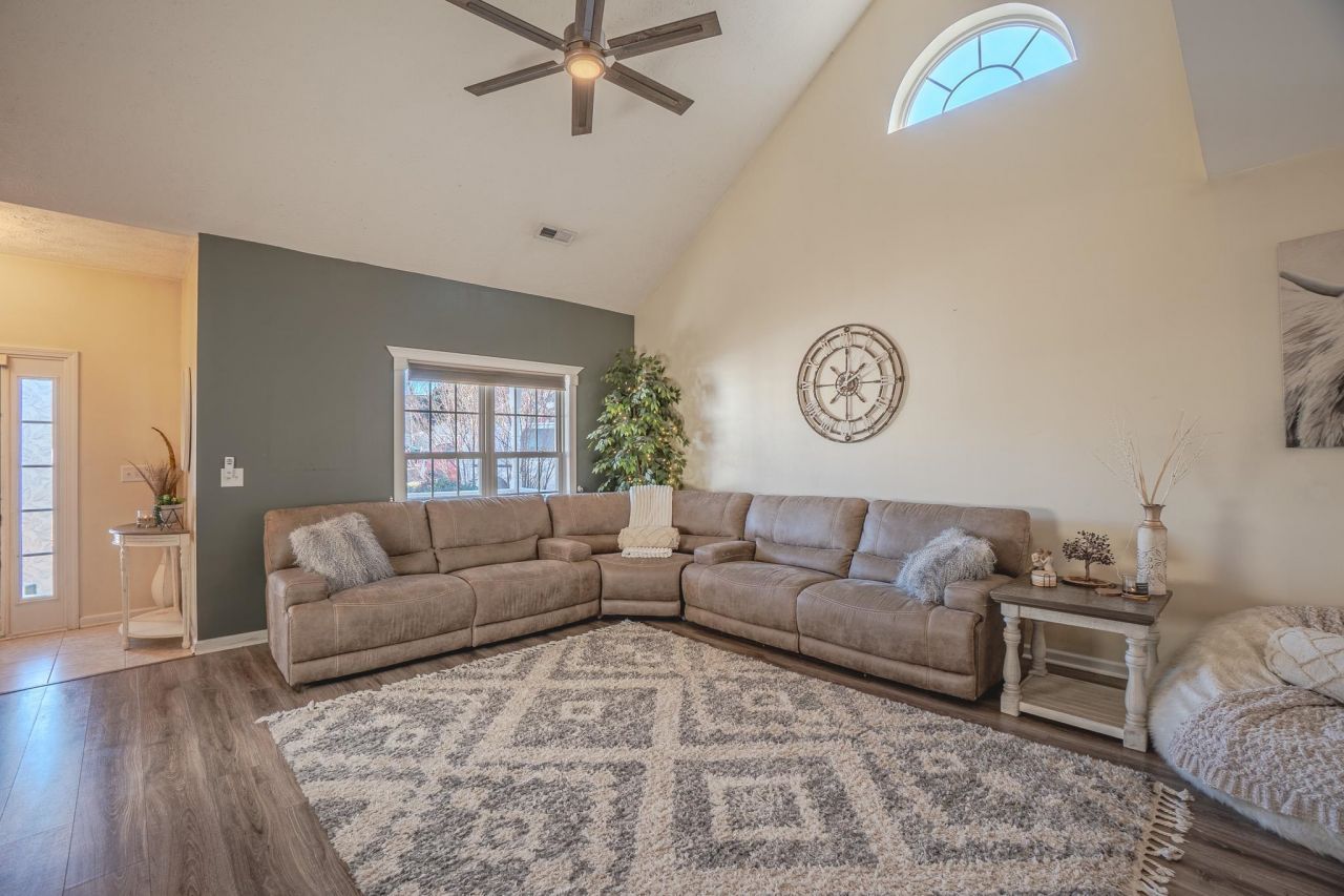 513 June Bug Ct.  Photo 18