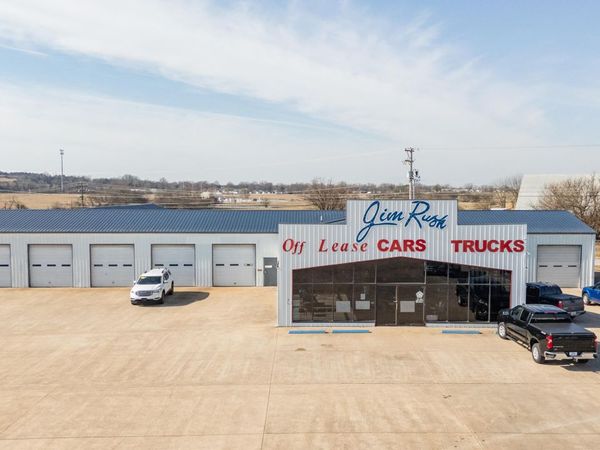 3111 S Springfield Avenue , Bolivar, MO 65613