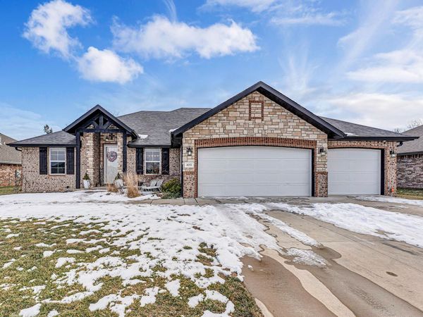 4152 W Sycamore Drive, Battlefield, MO 65619