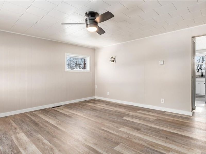 305 N High Street, New Lexington, OH 43764 Photo 4