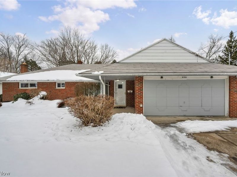 498 Jeannette Drive, Richmond Heights, OH 44143 Photo 2