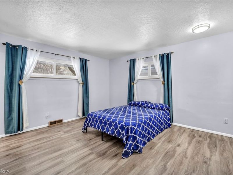 498 Jeannette Drive, Richmond Heights, OH 44143 Photo 25