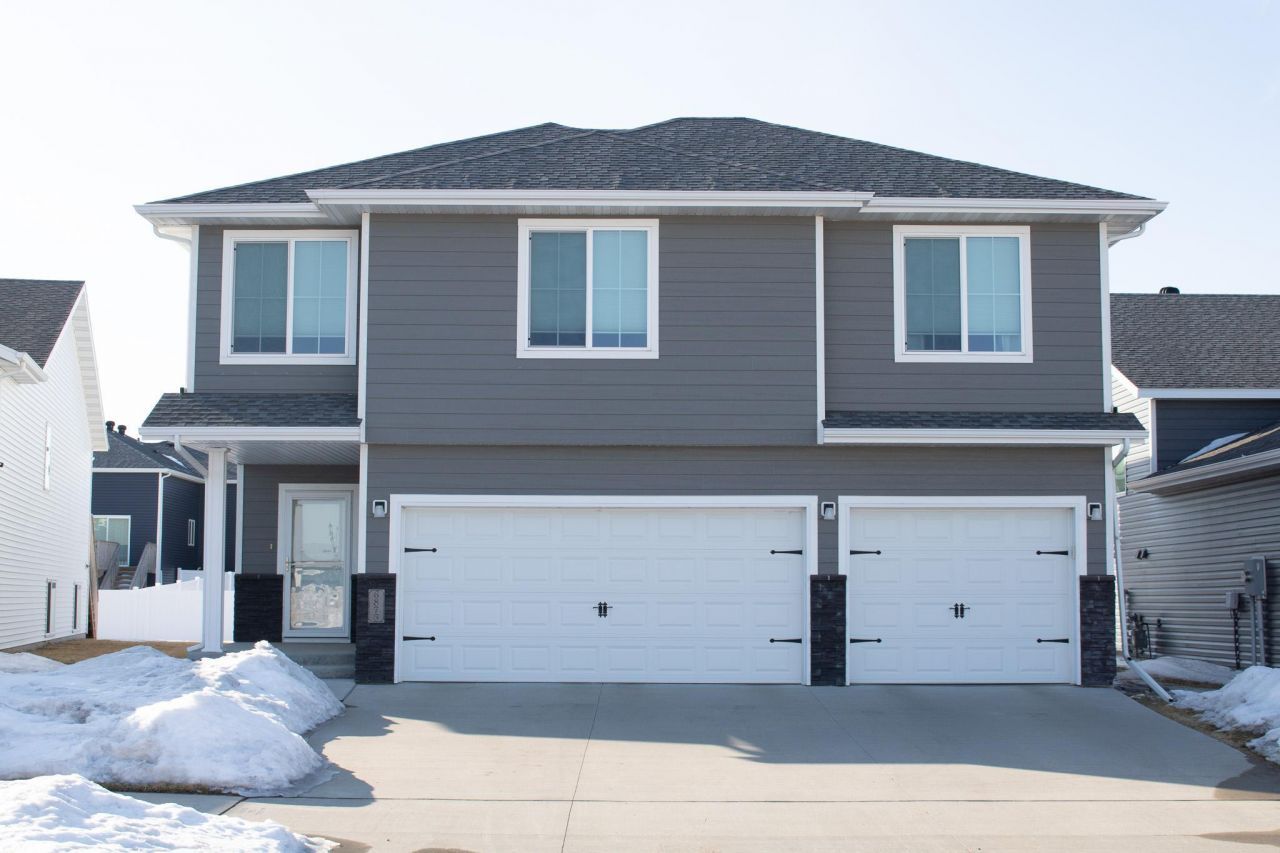 6875 16th Street S, Fargo, ND 58104 Main Photo