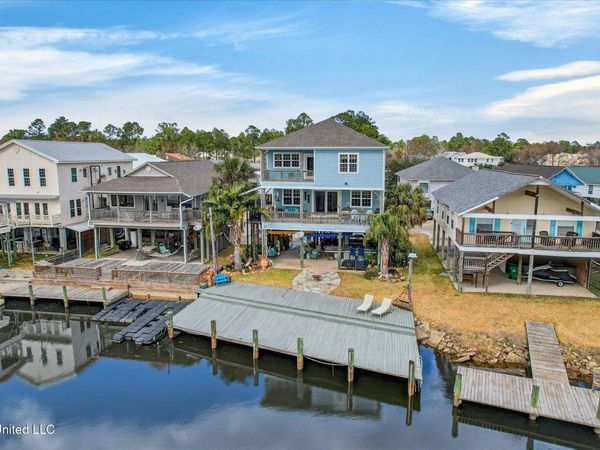 6261 Pontiac Drive, Kiln, MS 39556