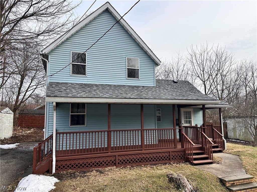 303 Barder Avenue, Akron, OH 44305 Main Photo