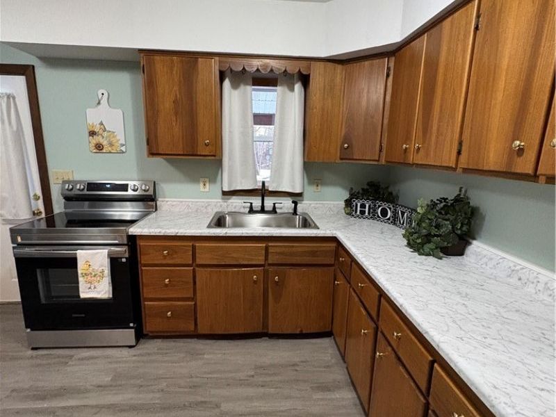 303 Barder Avenue, Akron, OH 44305 Photo 12