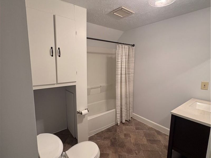 303 Barder Avenue, Akron, OH 44305 Photo 20