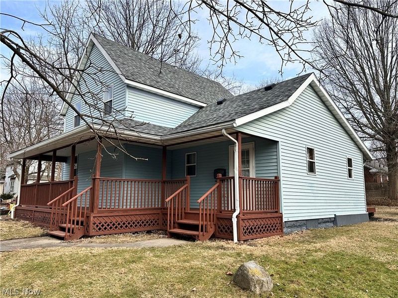 303 Barder Avenue, Akron, OH 44305 Photo 3