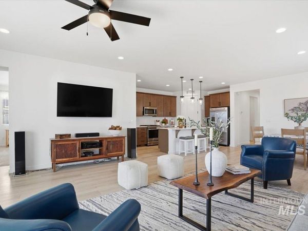 18466 N Geranium Way, Nampa, ID 83687