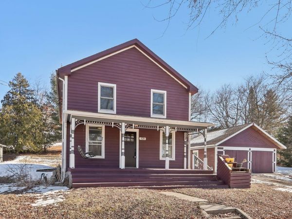 108 Grove Ave, Genoa City, WI 53128
