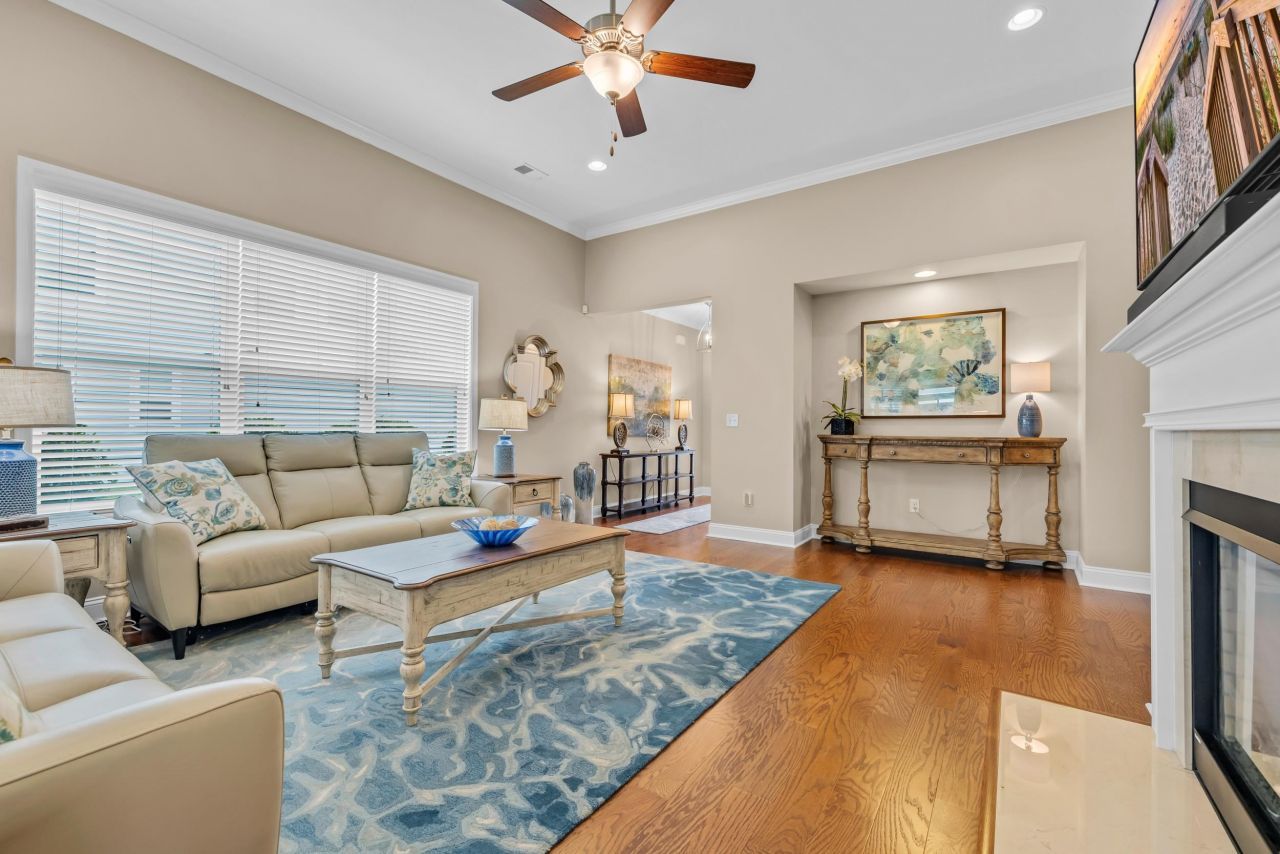 1629 Laurelcress Dr. Photo 9