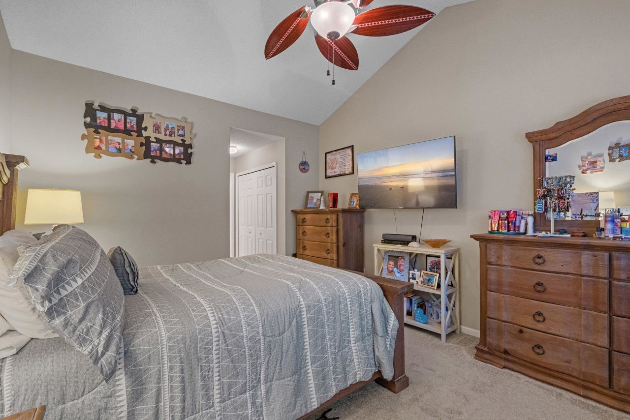 1004 Stanton Pl. Photo 17