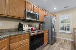 1004 Stanton Pl. photo 4