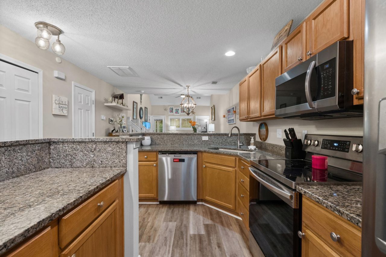 1004 Stanton Pl. Photo 7