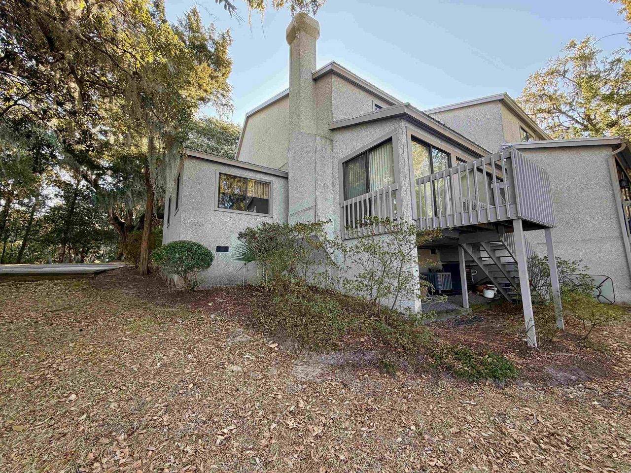 63 Battery White Ct. Photo 3