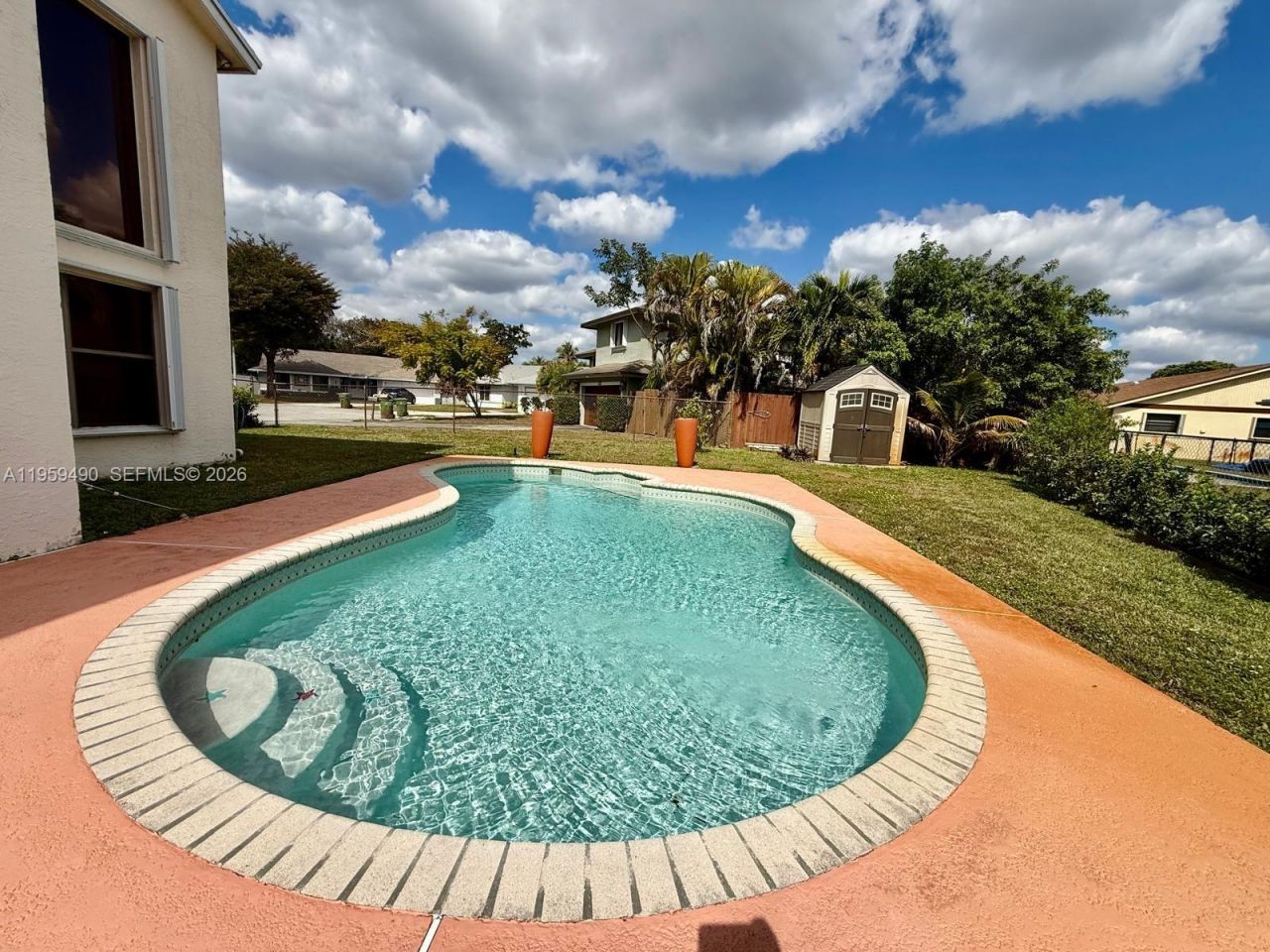 1801 NW 120th Ter, Pembroke Pines, FL 33026 Photo