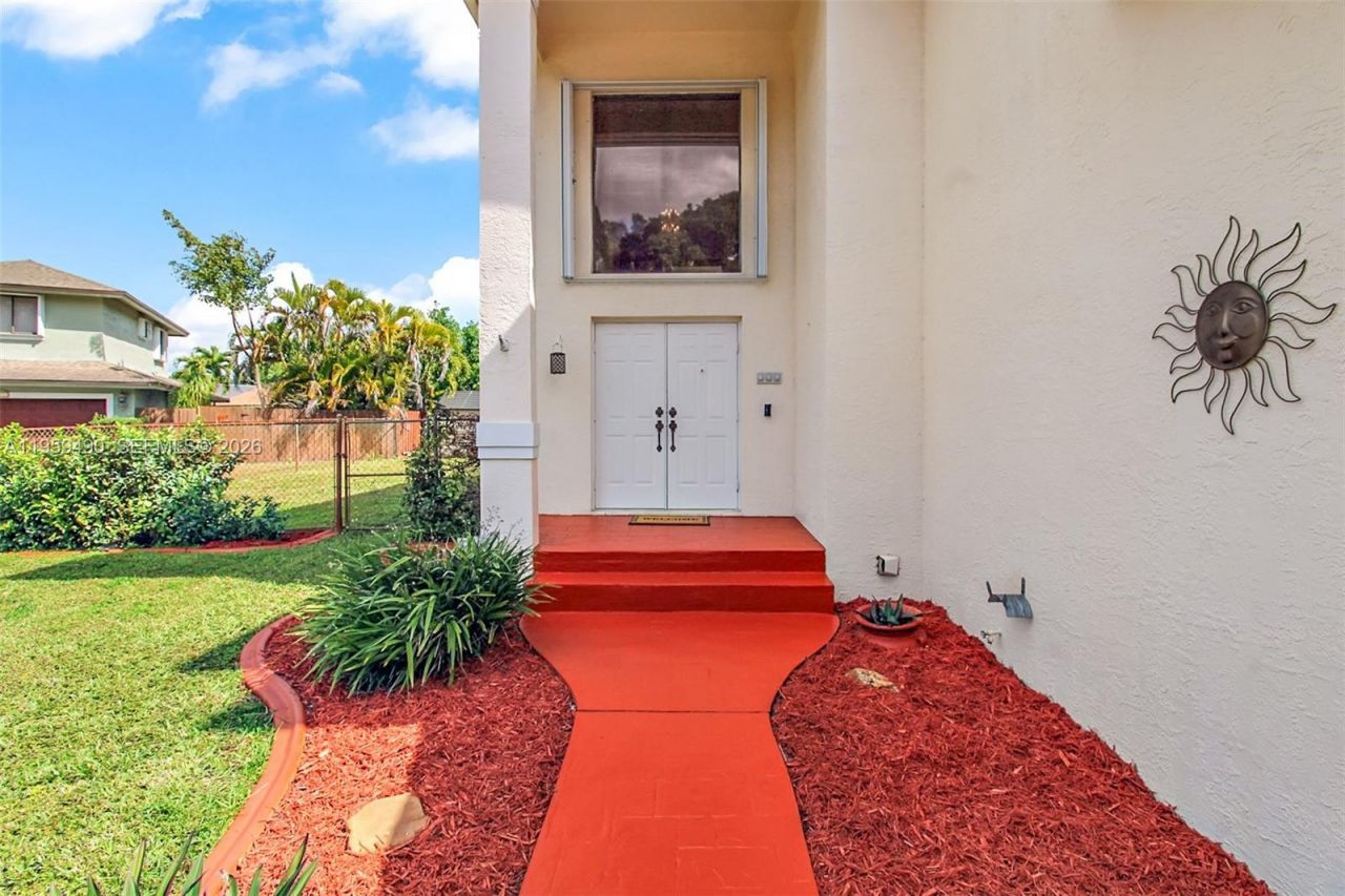 1801 NW 120th Ter, Pembroke Pines, FL 33026 Photo