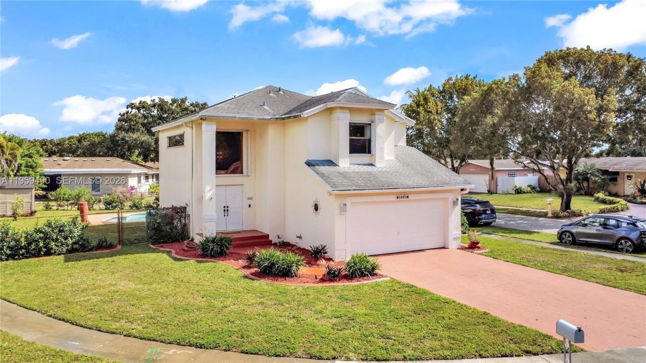 1801 NW 120th Ter, Pembroke Pines, FL 33026 Photo