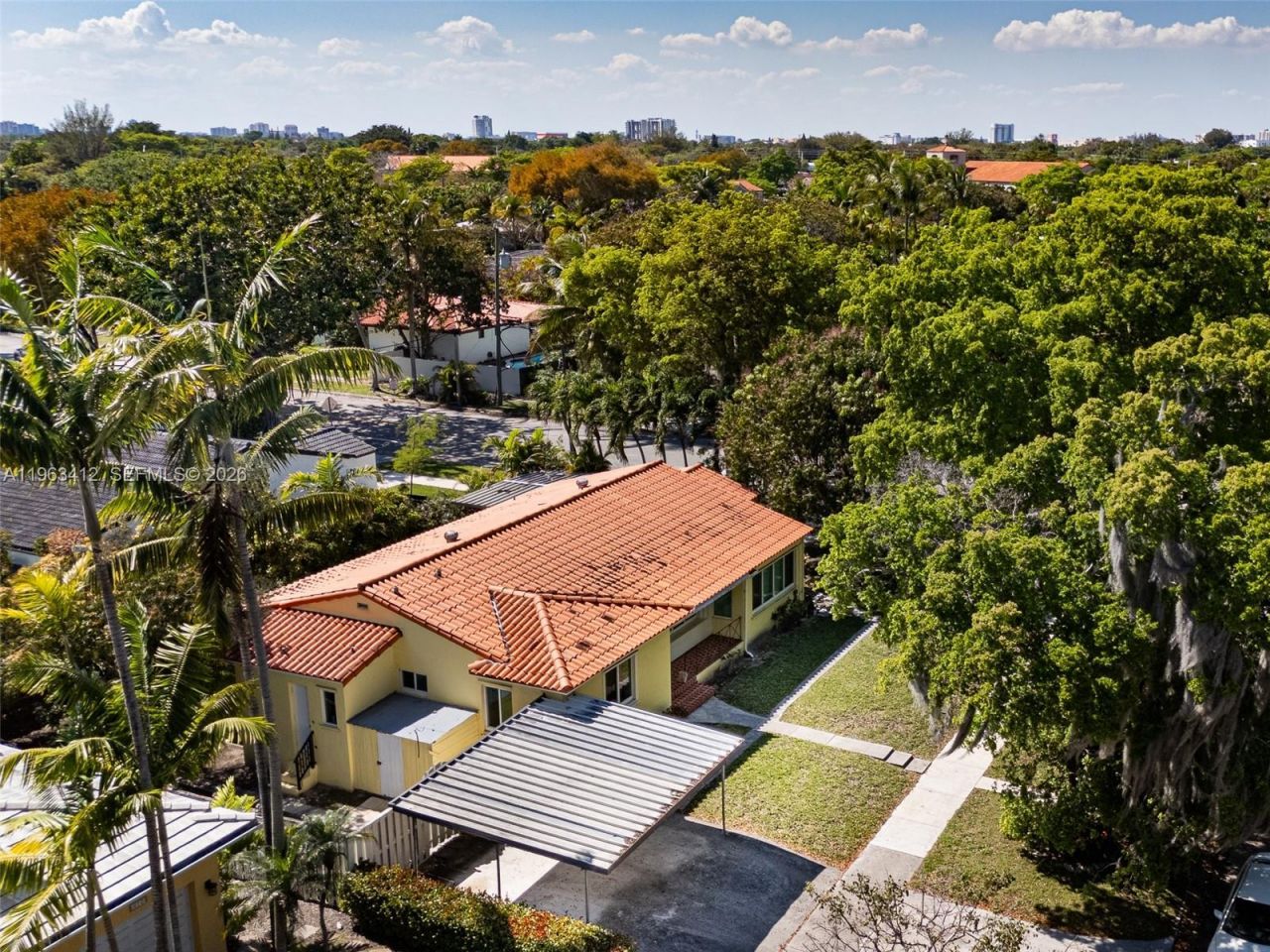 630 SW 25th Rd, Miami, FL 33129 Photo