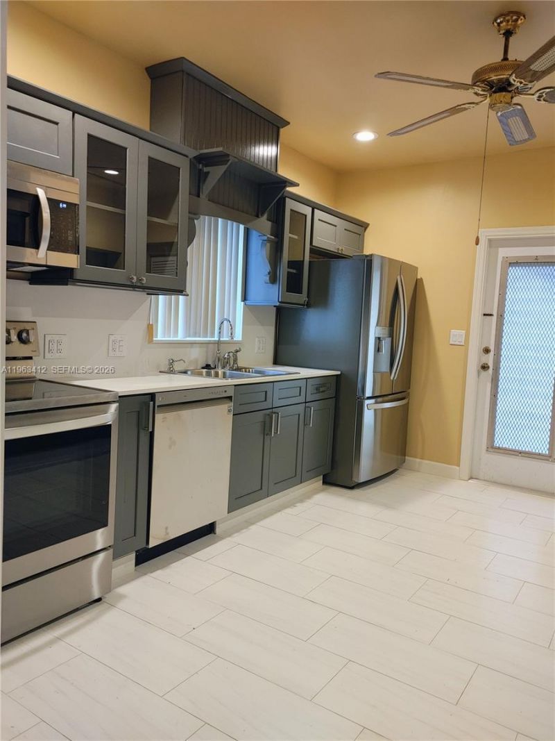 630 SW 25th Rd, Miami, FL 33129 Photo