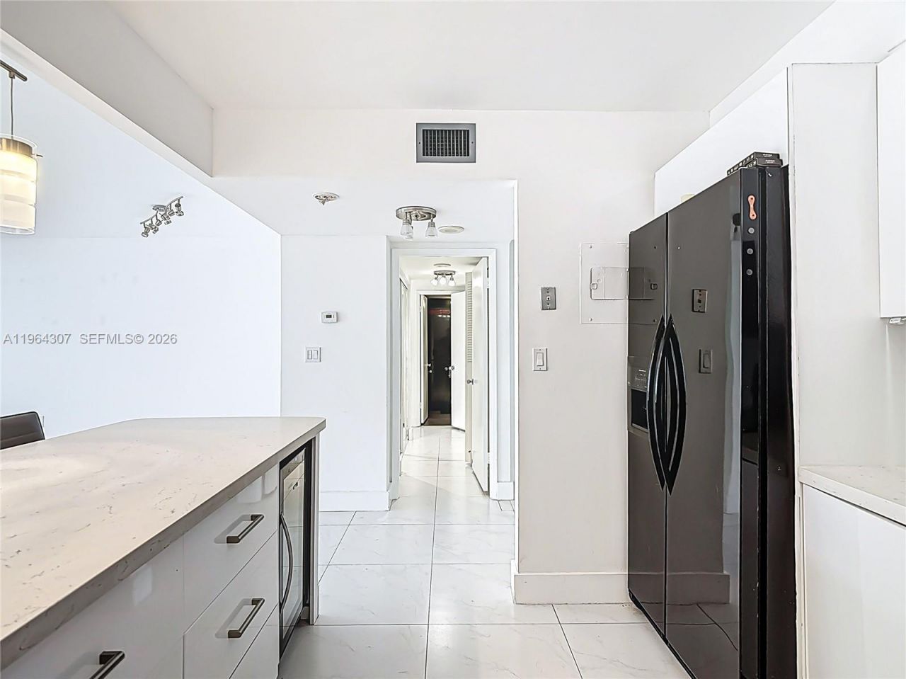 2801 NE 183rd St , Unit 1504W, Aventura, FL 33160 Photo