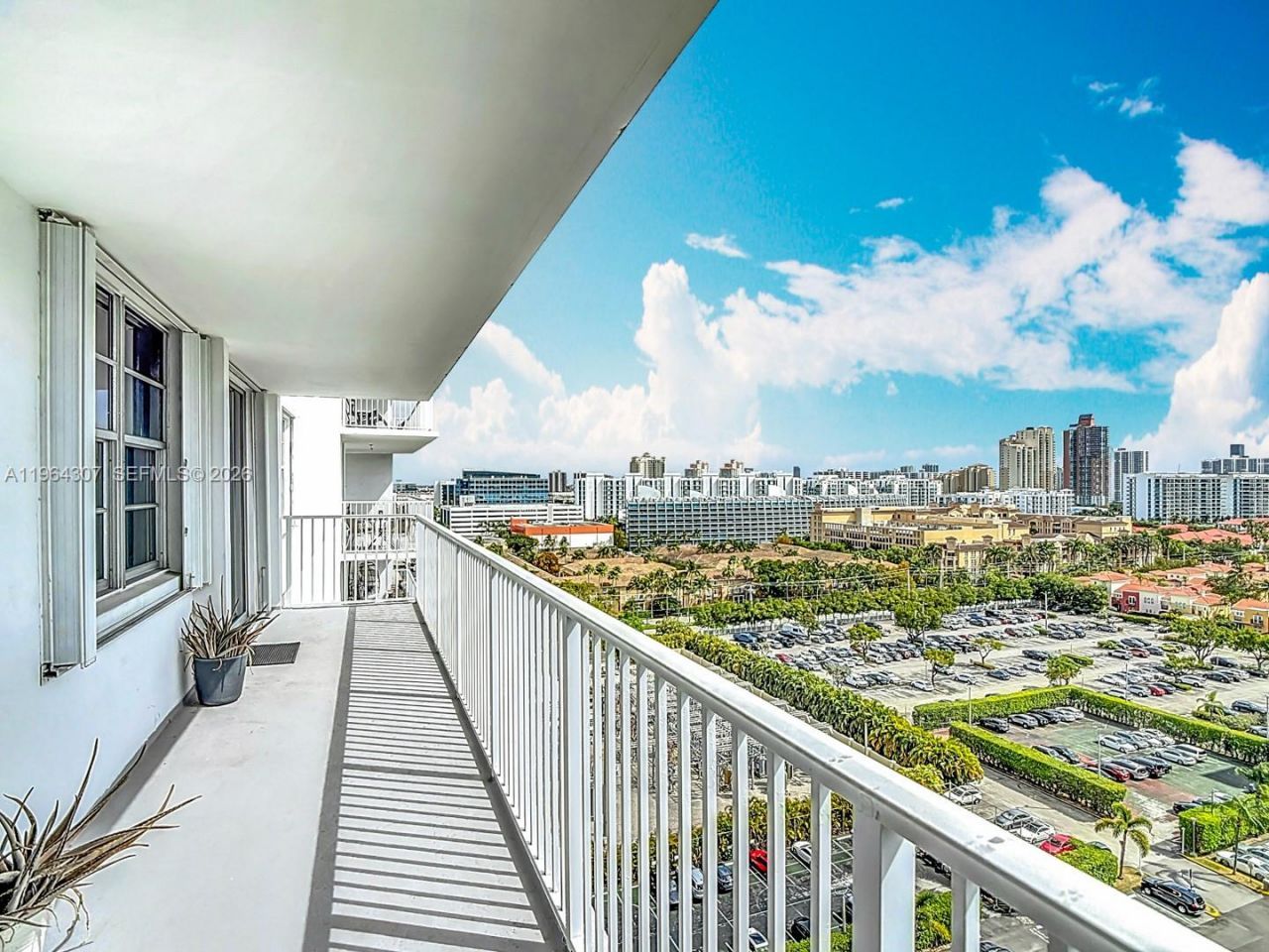 2801 NE 183rd St , Unit 1504W, Aventura, FL 33160 Photo