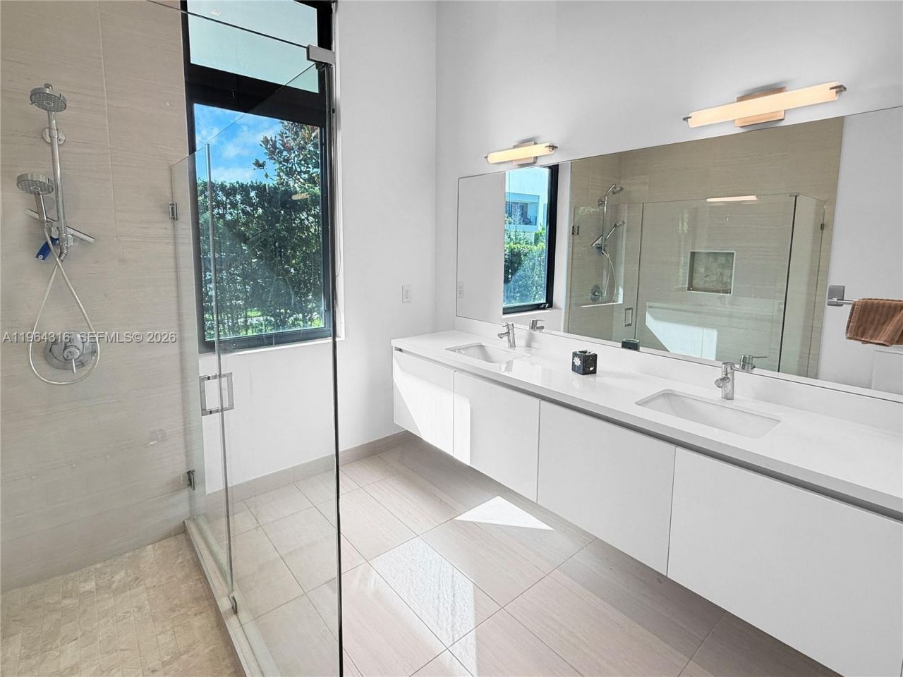 16640 Sunset Way, Weston, FL 33326 Photo