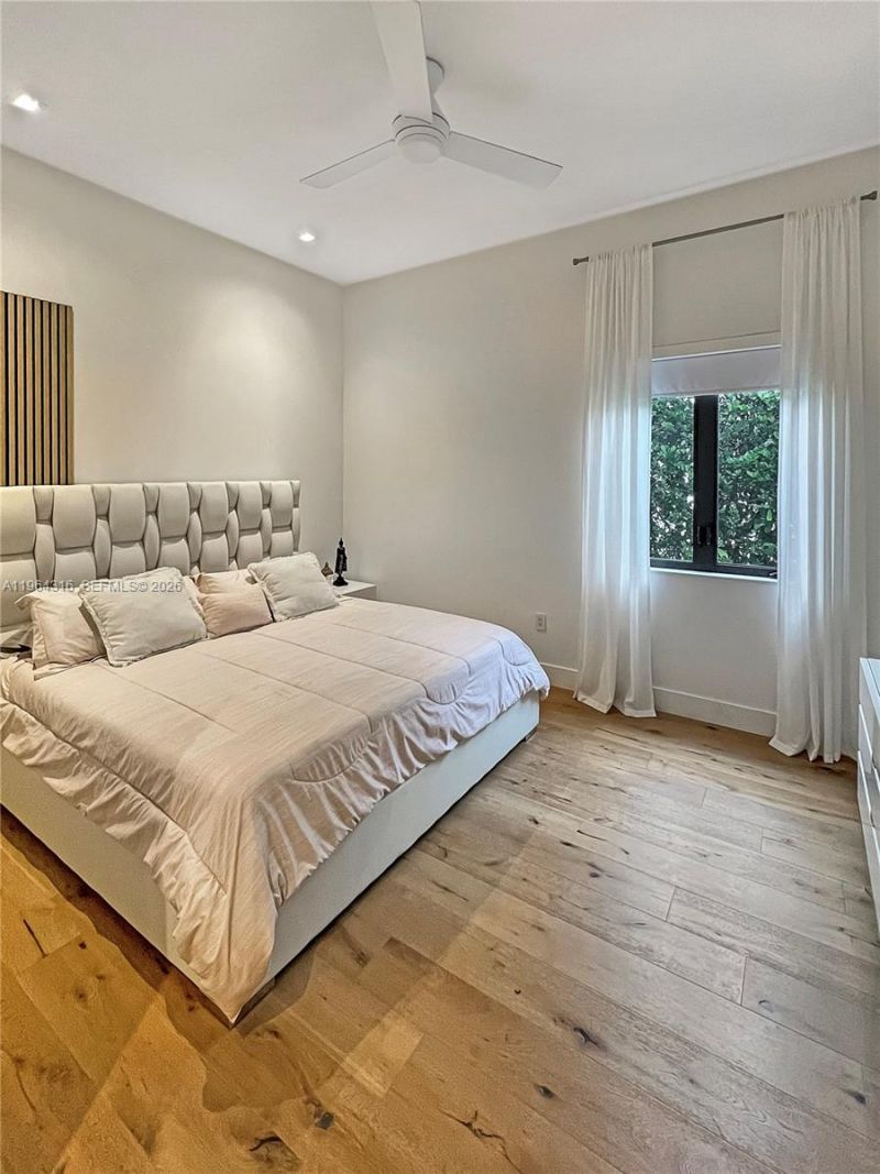 16640 Sunset Way , Weston, FL 33326 Photo