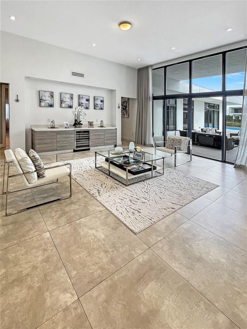 16640 Sunset Way , Weston, FL 33326 Photo