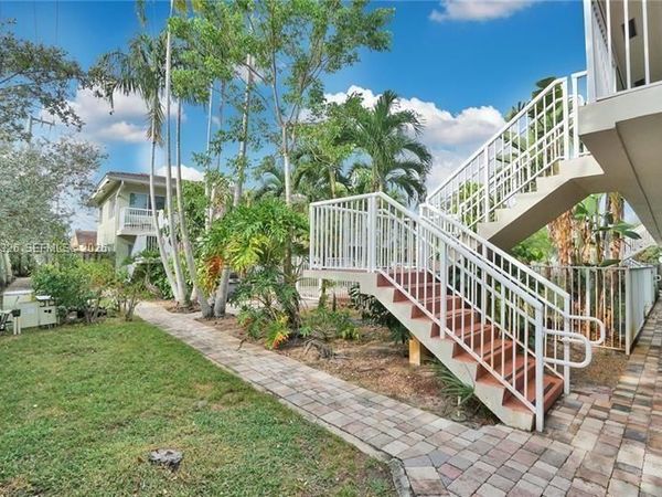1424 Holly Heights Dr, Unit 5, Fort Lauderdale, FL 33304