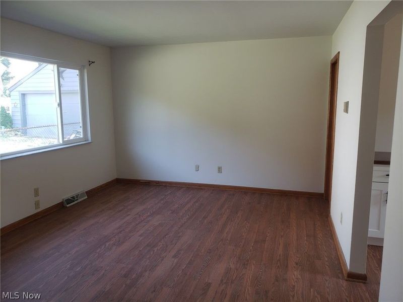 1196 Knox Avenue, Akron, OH 44314 Photo 5