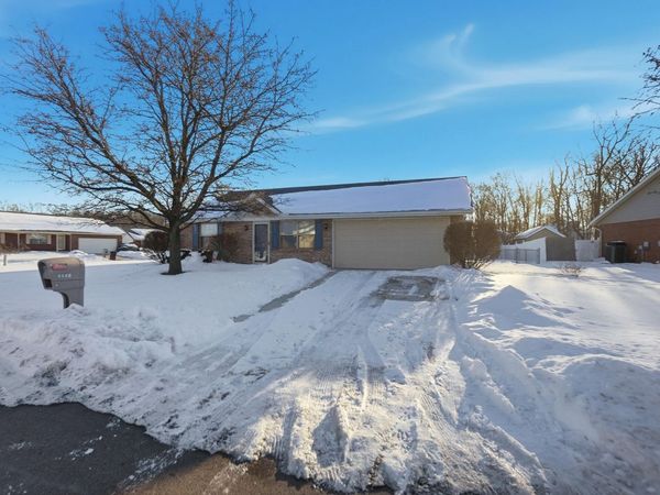 5564 W Ridgewood Road, Springfield, OH 45503