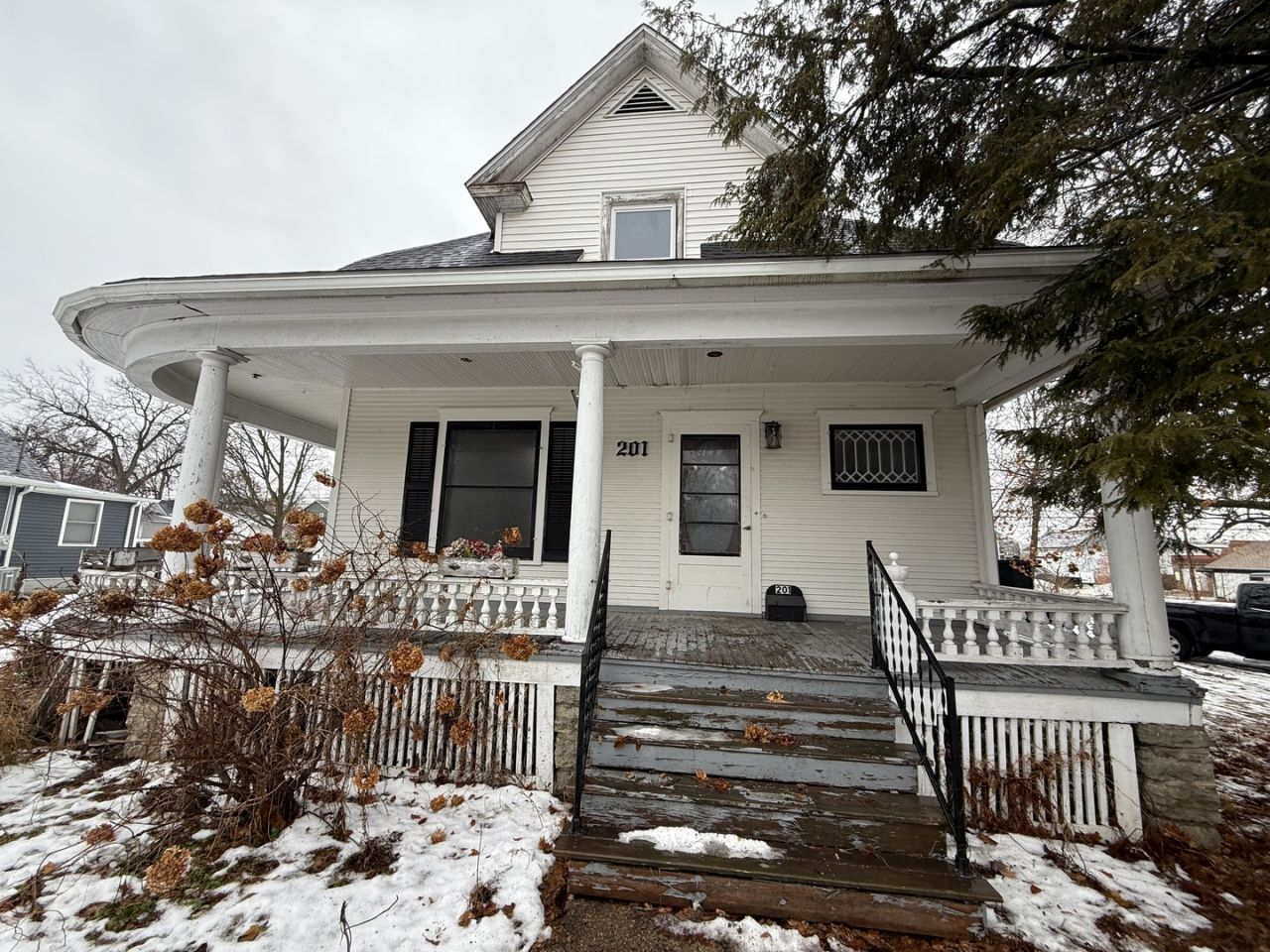201 S Elida Street, Winnebago, IL 61088 Main Photo