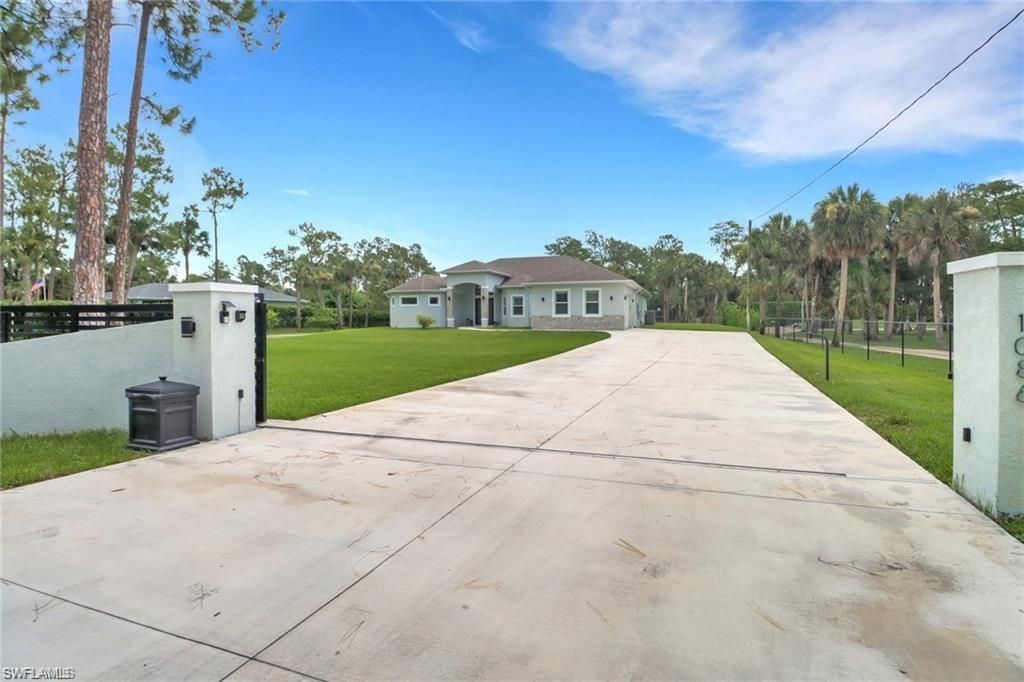 1086 21st St Sw, Naples, FL 34117 Photo