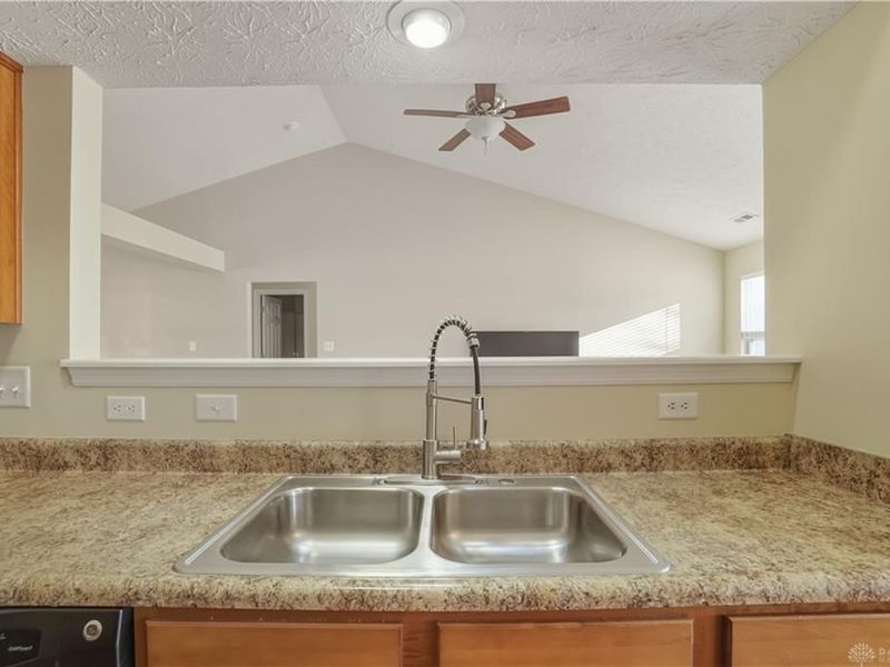 316 Wellington Court, Monroe, OH 45050 Photo 15