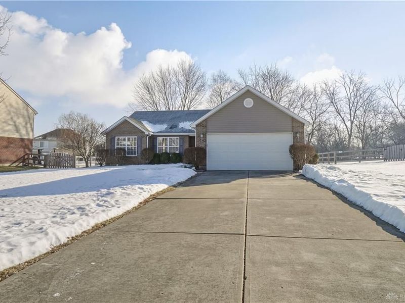 316 Wellington Court, Monroe, OH 45050 Photo 4