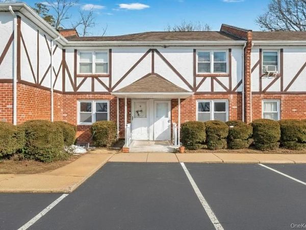 2066 Lakeview Road, Unit A, Bellmore, NY 11710