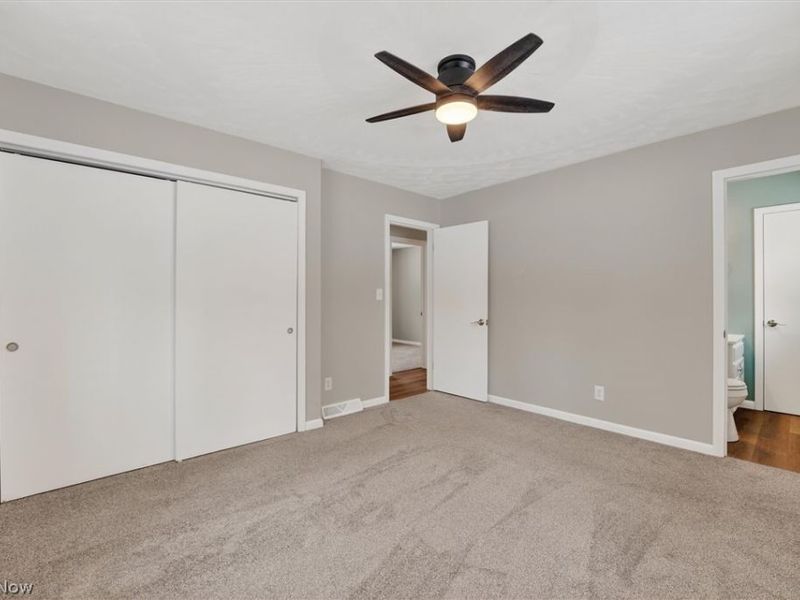 4586 Everhart Drive, Green, OH 44720 Photo 17