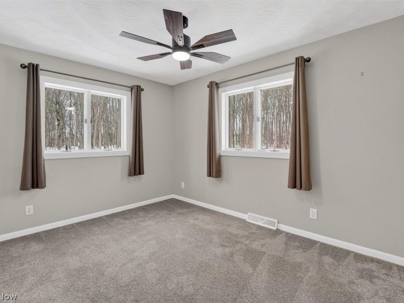 4586 Everhart Drive, Green, OH 44720 Photo 19