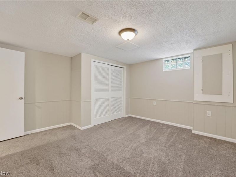 4586 Everhart Drive, Green, OH 44720 Photo 27