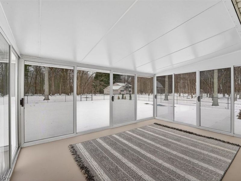 4586 Everhart Drive, Green, OH 44720 Photo 32