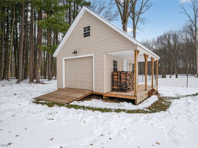 4586 Everhart Drive, Green, OH 44720 Photo 36